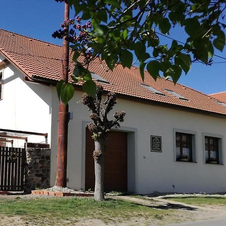 شقة Zeleny Statek Bzova المظهر الخارجي الصورة